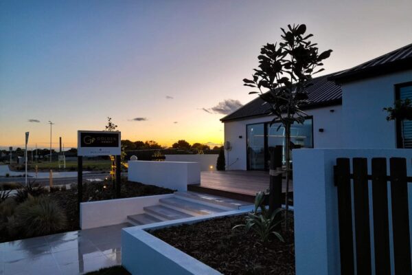 Garden paths, block walls and outdoor decking in Selwyn